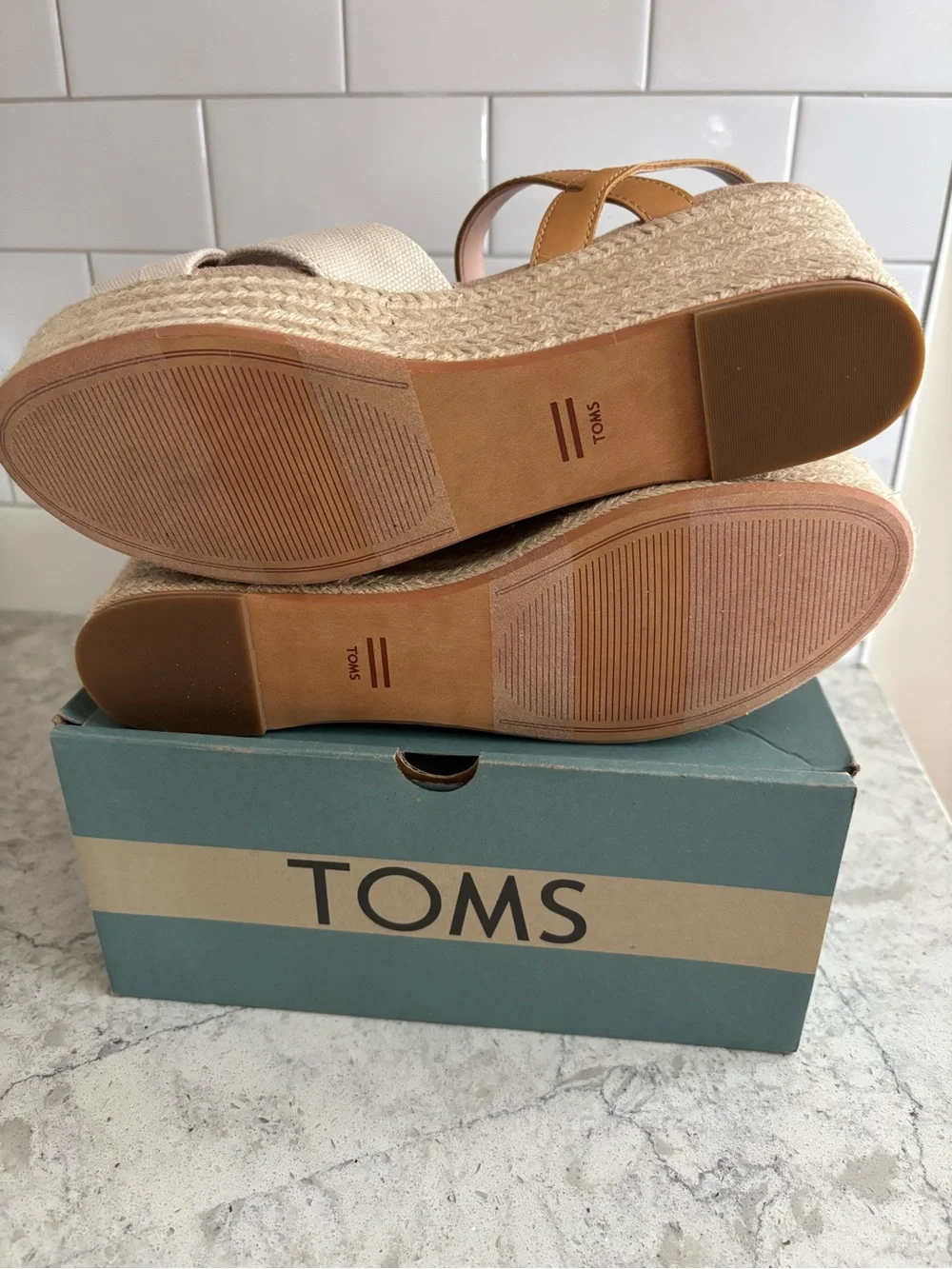 Toms wedge espadrille
